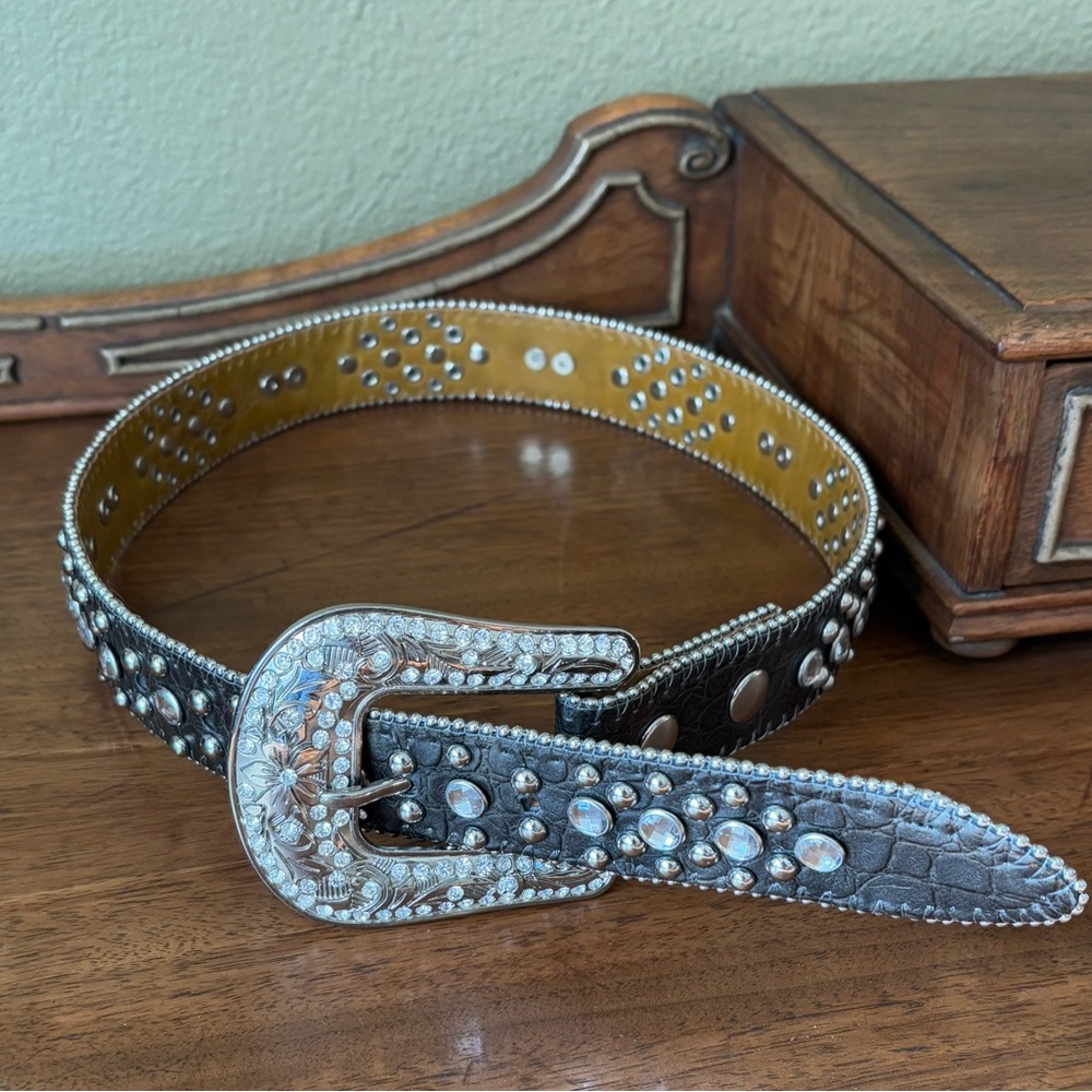 Nocona girl’s bling western belt